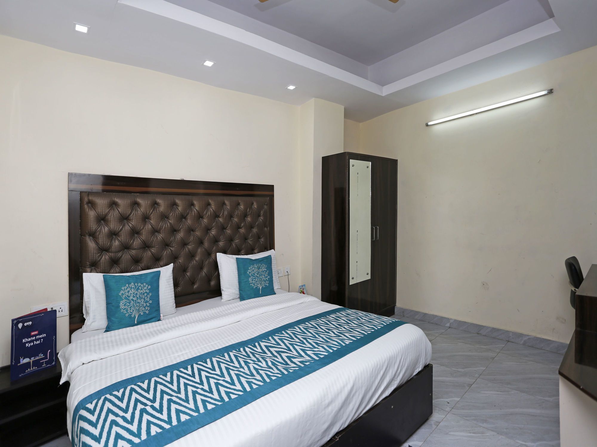 Indirapuram Hotel O Crosswinds Residency מראה חיצוני תמונה